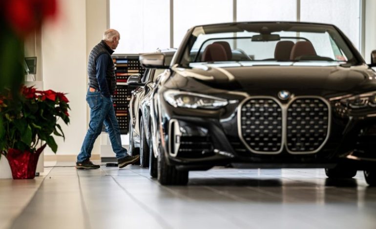  Nearly 200,000 BMWs recalled over potential fire risk