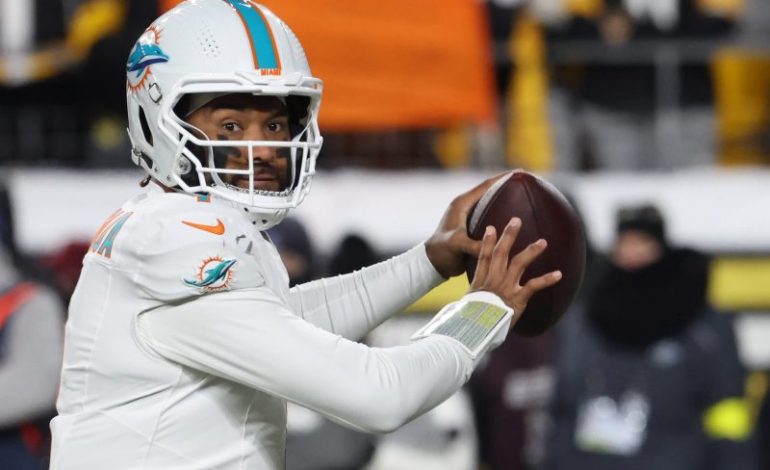  Dolphins coach doesn’t rule out benching Tua Tagovailoa
