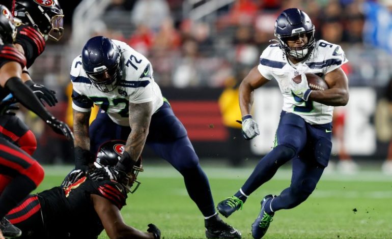  Seahawks bully 49ers to claim NFC top seed: Winners and losers