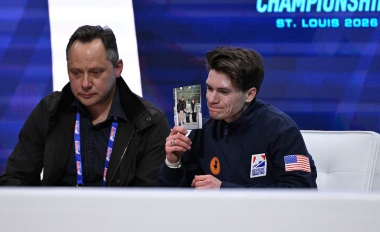  Maxim Naumov pays tribute to parents at US figure skating championships