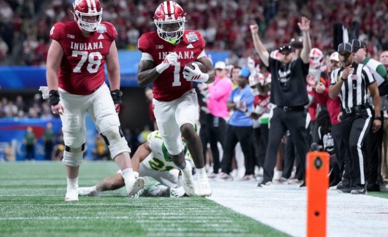  Indiana leaves no doubt with Peach Bowl rout of Oregon to reach title game
